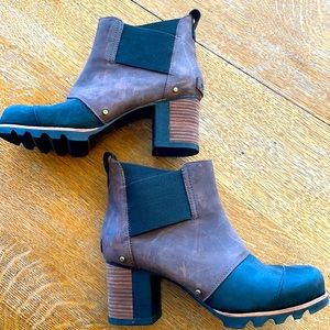 Sorel Addington Chelsea Leather Boots 8.5